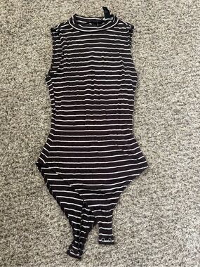 Forever 21 Black & White Ribbed Sleeveless Striped Bodysuit